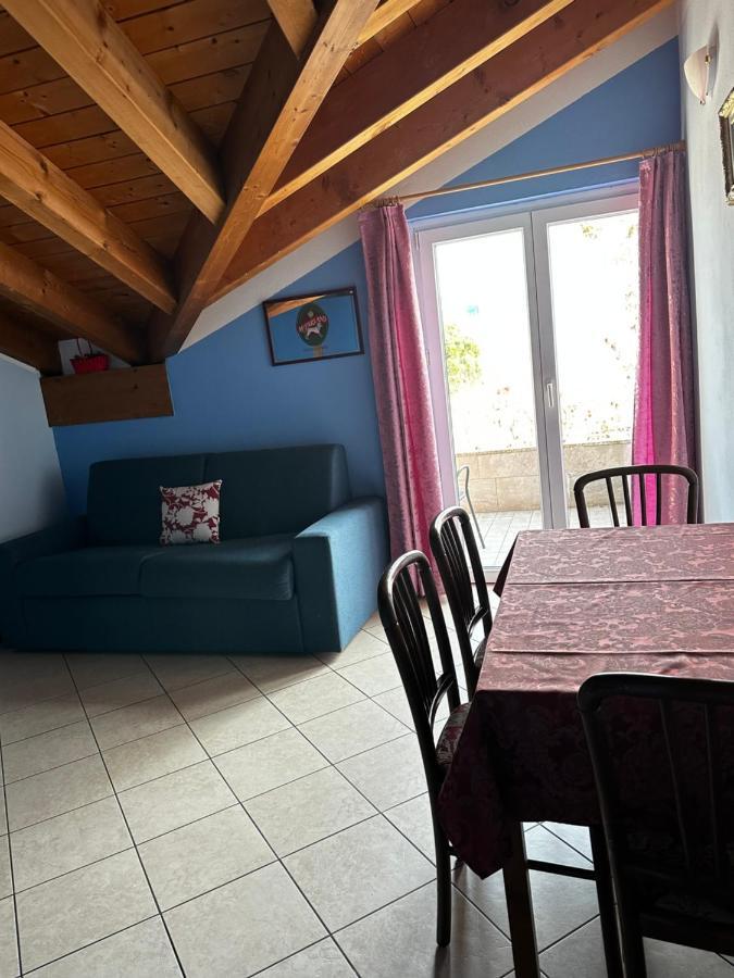 Residence Laguna Beach Pianello Del Lario Dış mekan fotoğraf