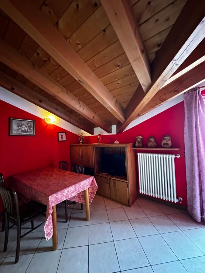 Residence Laguna Beach Pianello Del Lario Dış mekan fotoğraf