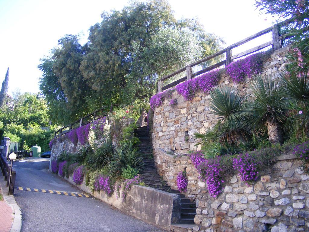 Residence Laguna Beach Pianello Del Lario Dış mekan fotoğraf