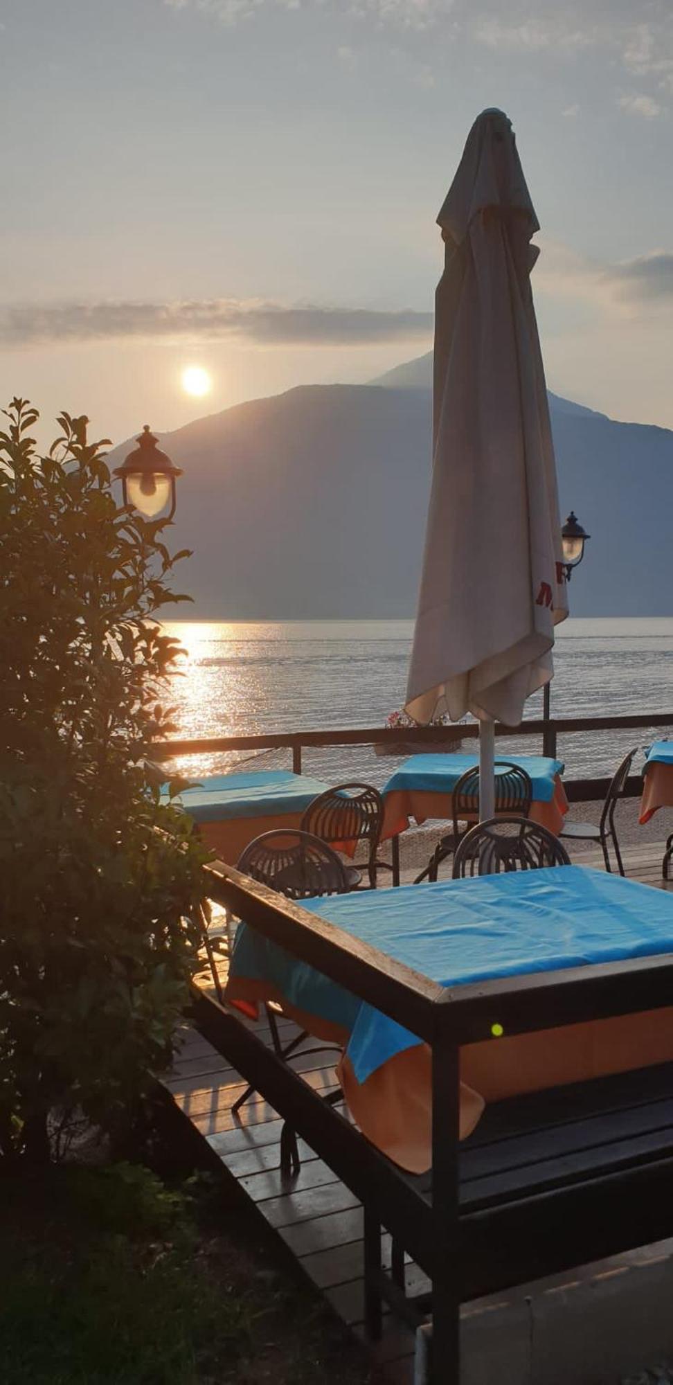 Residence Laguna Beach Pianello Del Lario Dış mekan fotoğraf