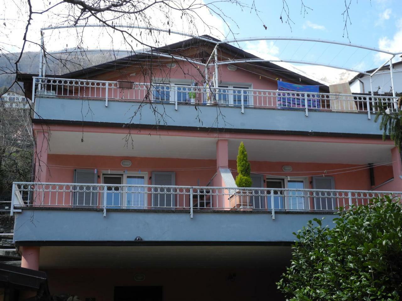 Residence Laguna Beach Pianello Del Lario Dış mekan fotoğraf